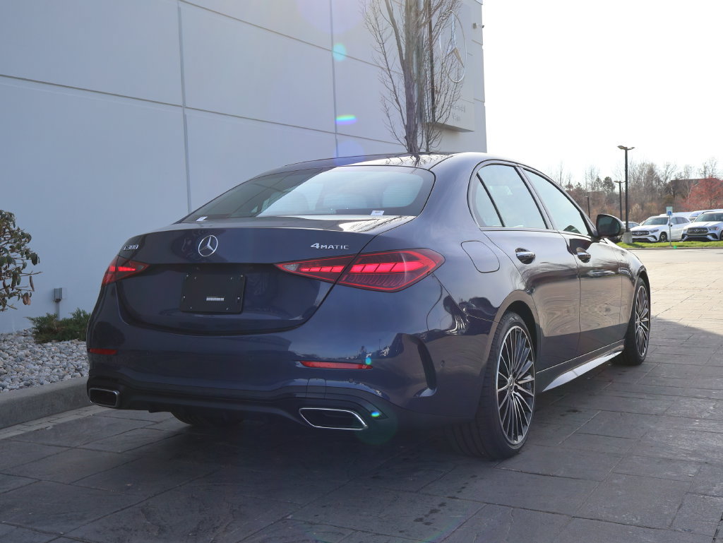 Used 2026 Mercedes-Benz C 300 4MATIC Sedan image 5