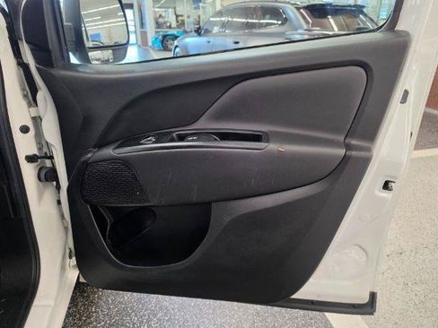 Used 2018 RAM ProMaster City Tradesman SLT FWD image 25