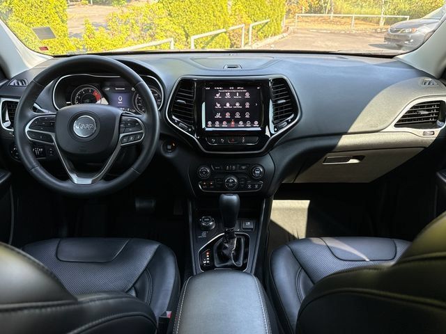 Used 2019 Jeep Cherokee Limited w/ Luxury Group AWD/4WD image 8