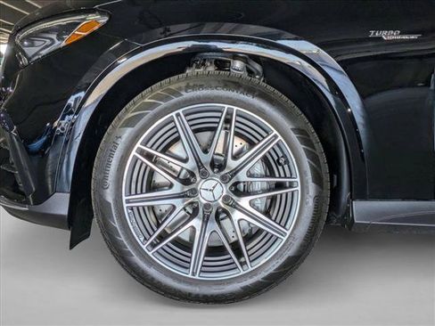 Used 2025 Mercedes-Benz GLC 63 AMG S image 23