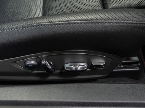 Used 2018 Porsche 911 Carrera RWD image 61