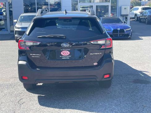 Certified 2023 Subaru Outback Premium image 7