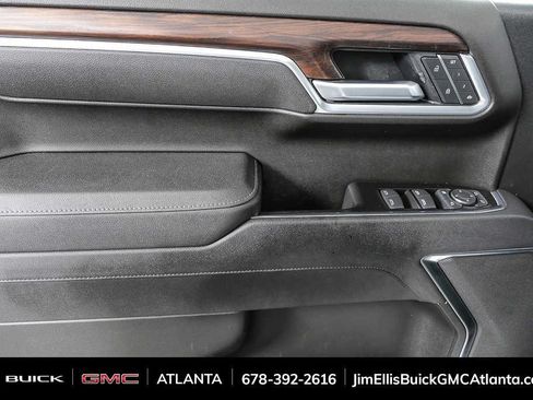 Used 2025 GMC Sierra 1500 SLT AWD/4WD image 6