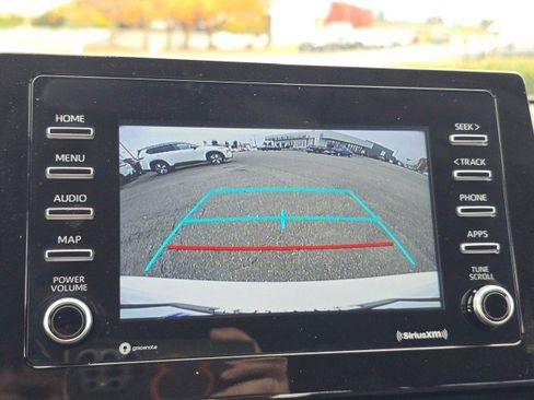 Used 2023 Toyota Camry SE image 36