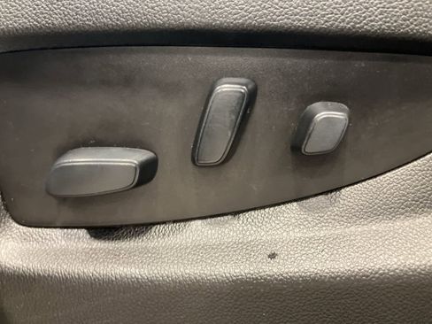 Used 2019 Chevrolet Tahoe LT image 11