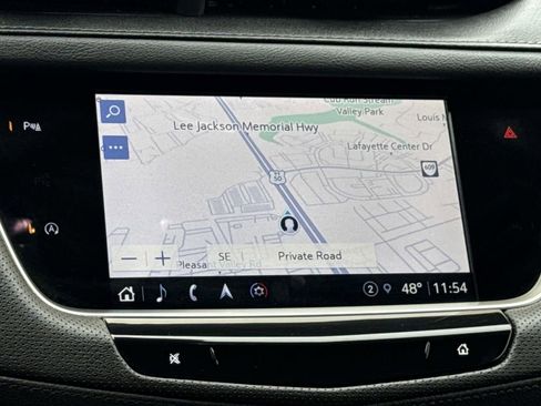 Certified 2024 Cadillac XT5 Premium Luxury AWD/4WD image 33