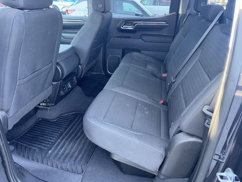 Certified 2023 Chevrolet Silverado 1500 RST w/ Z71 Off-Road Package AWD/4WD image 36