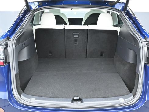 Used 2020 Tesla Model Y Performance image 15