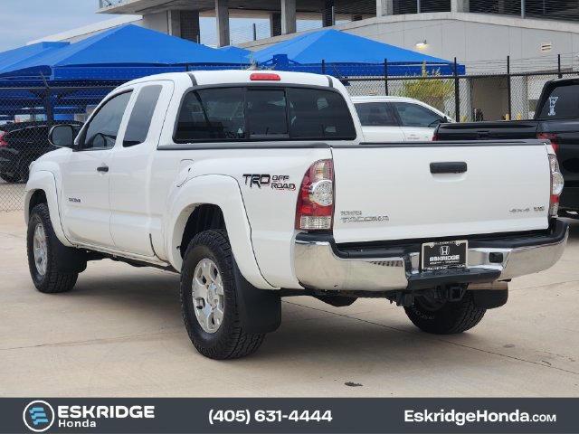 Used 2015 Toyota Tacoma 4x4 Access Cab V6 w/ TRD Off-Road Package image 5