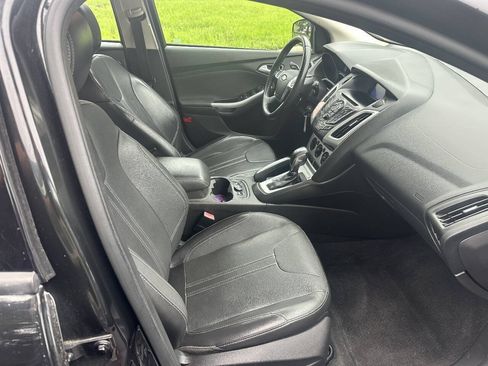 Used 2013 Ford Focus SE FWD image 11