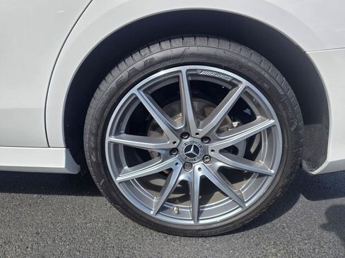 Used 2022 Mercedes-Benz E 350 4MATIC Sedan image 22