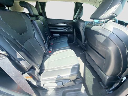 Used 2023 INFINITI QX60 Sensory w/ Vision Package image 29