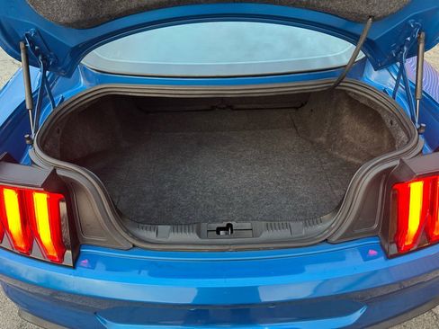 Used 2019 Ford Mustang GT image 12