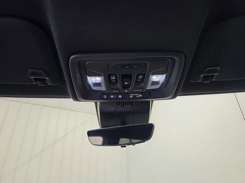 Used 2024 GMC Sierra 1500 AT4 w/ Technology Package AWD/4WD image 28