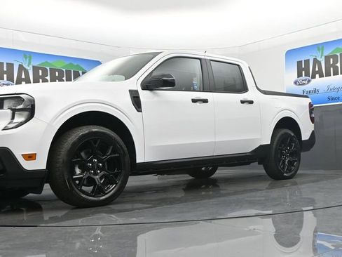 New 2025 Ford Maverick XLT w/ XLT Luxury Package image 17