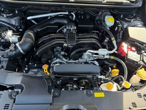 Used 2025 Subaru Crosstrek 2.5i Limited w/ Popular Package #4A image 20