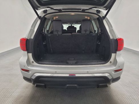Used 2019 Nissan Pathfinder SL FWD image 29