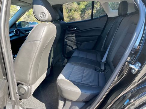 Used 2024 Chevrolet Trax LT w/ Driver Confidence Package image 23