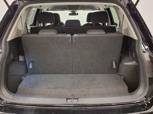 Used 2024 Volkswagen Tiguan S image 11