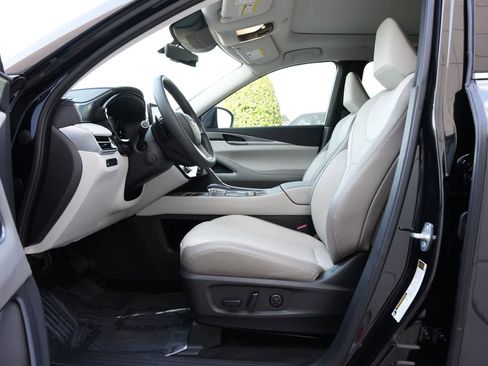 Certified 2026 INFINITI QX60 Luxe w/ Cargo Package image 17