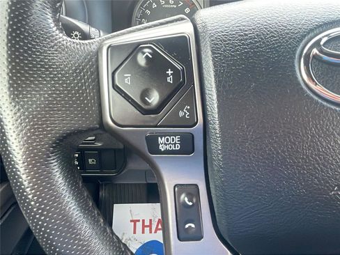 Used 2019 Toyota Tacoma Limited image 22