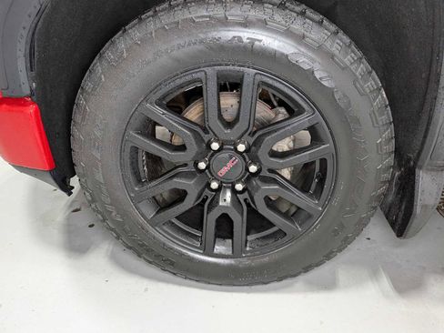 Used 2021 GMC Sierra 1500 Elevation image 3