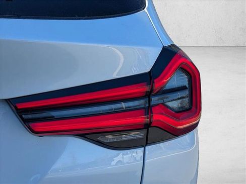 Used 2024 BMW X3 sDrive30i image 8