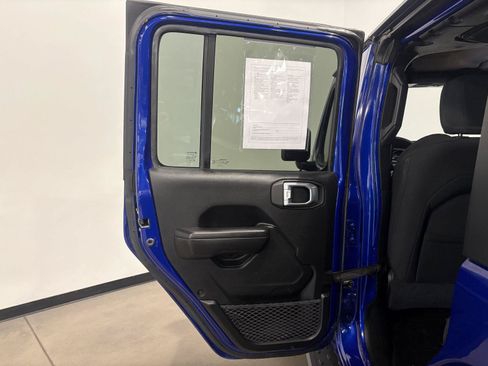 Used 2020 Jeep Wrangler Unlimited Sport S AWD/4WD image 28
