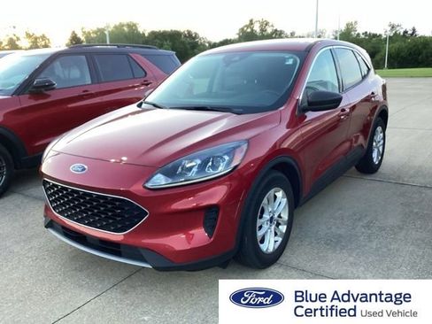 Used 2022 Ford Escape SE w/ Convenience Package FWD image 1