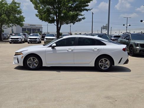 Used 2022 Kia K5 LXS FWD image 12