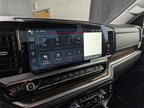 Used 2022 GMC Sierra 1500 Elevation image 24