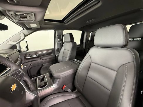 New 2026 Chevrolet Silverado 3500 LTZ w/ LTZ Plus Package AWD/4WD image 34