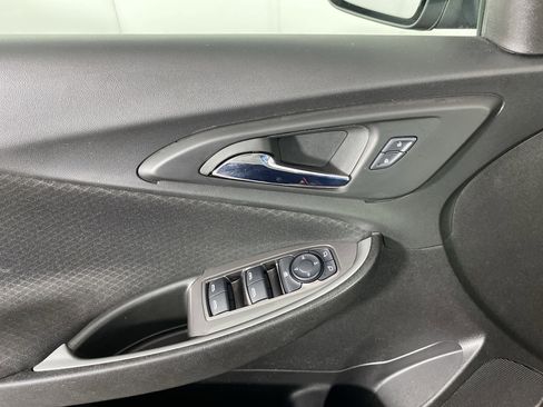 Used 2025 Chevrolet Malibu LT image 14