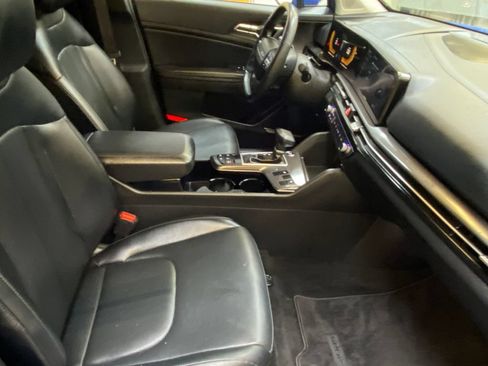 Used 2026 Kia Sportage EX w/ EX Panorama Roof Package FWD image 26