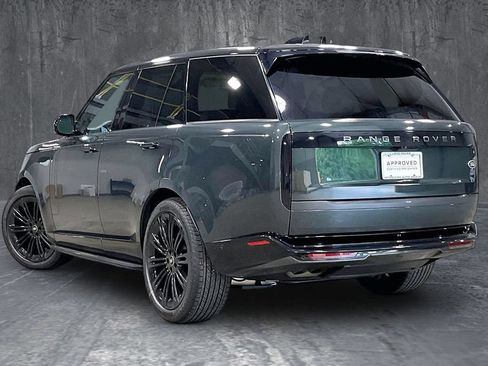 Used 2023 Land Rover Range Rover SE AWD/4WD image 4