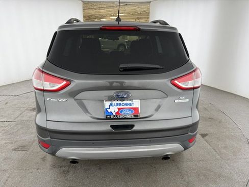 Used 2015 Ford Escape SE w/ Equipment Group 201A FWD image 4