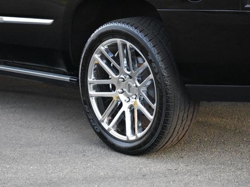 Used 2015 Cadillac Escalade Premium AWD/4WD image 20