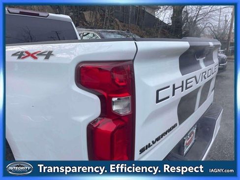 Used 2023 Chevrolet Silverado 1500 RST w/ Rally Edition image 12