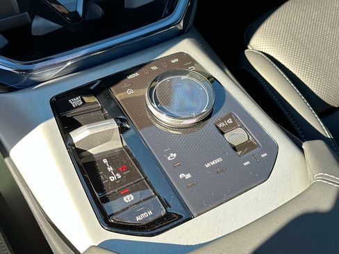 New 2026 BMW X3 xDrive30 w/ Premium Package image 25