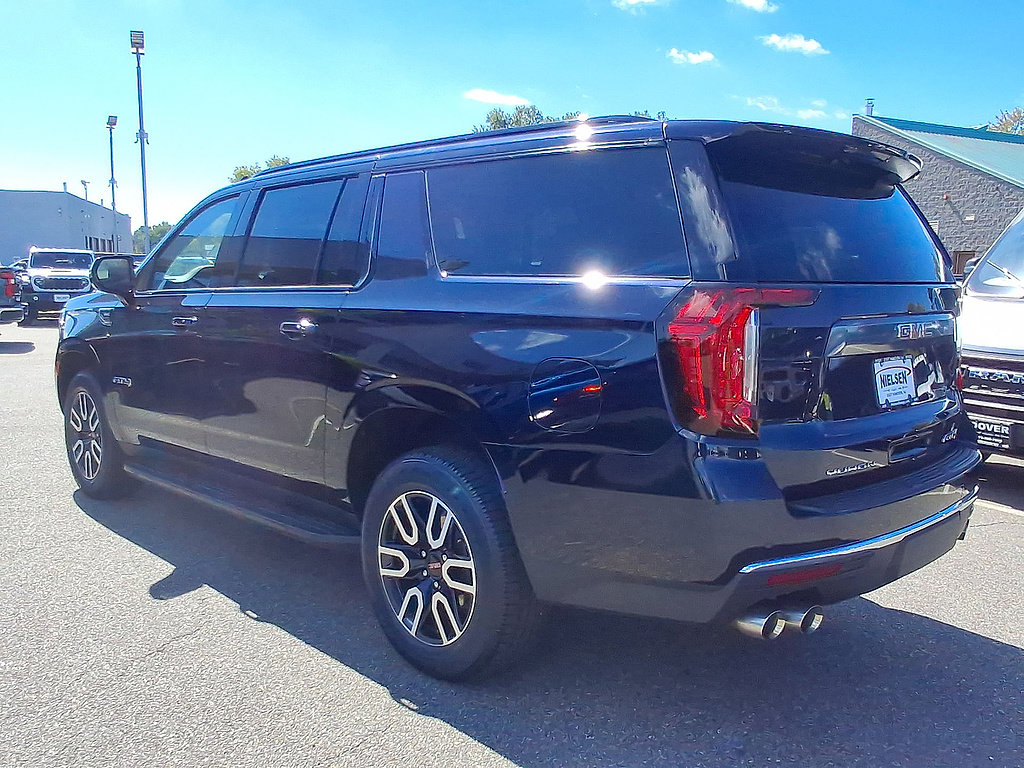 Used 2023 GMC Yukon XL AT4 AWD/4WD image 28