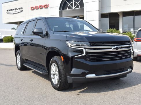 Used 2023 Chevrolet Tahoe LT image 3