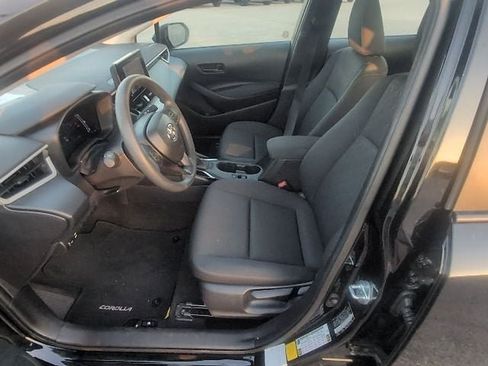 Used 2026 Toyota Corolla LE FWD image 10