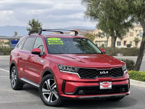 Used 2023 Kia Sorento EX AWD/4WD image 2