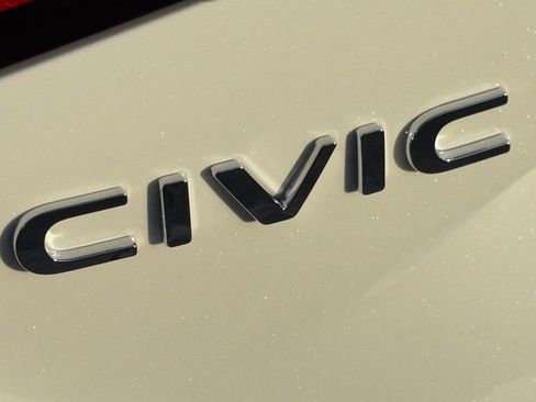 Used 2025 Honda Civic Sport Touring image 11