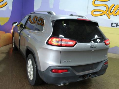 Used 2016 Jeep Cherokee Latitude w/ Comfort & Convenience Group image 6