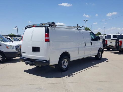 Used 2019 Chevrolet Express 2500 2500 Cargo Extended w/ Driver Convenience Package image 7