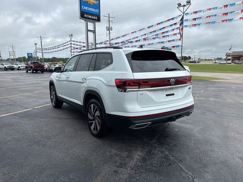 Used 2025 Volkswagen Atlas SE FWD image 7
