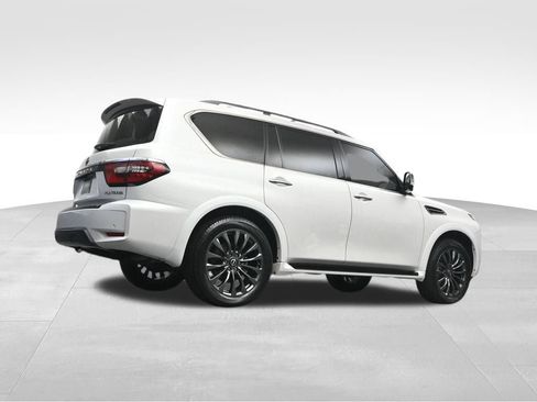 Used 2024 Nissan Armada Platinum w/ Captain's Chairs Package RWD image 30