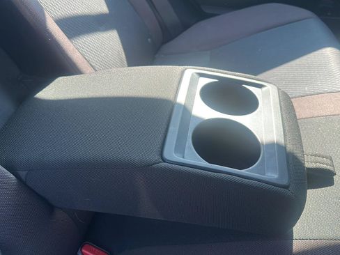 Used 2017 Toyota Corolla LE FWD image 12