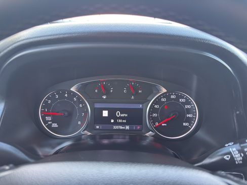 Used 2023 GMC Acadia AT4 image 17